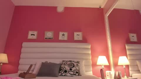 Gabriela salgado online show from 03/03/25, 01:53