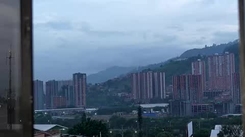 Gabriela salgado online show from 10/11/25, 10:47