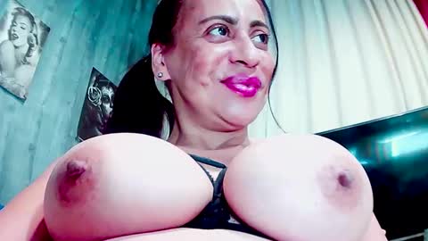 Gabriella Lopez online show from 03/04/25, 05:56