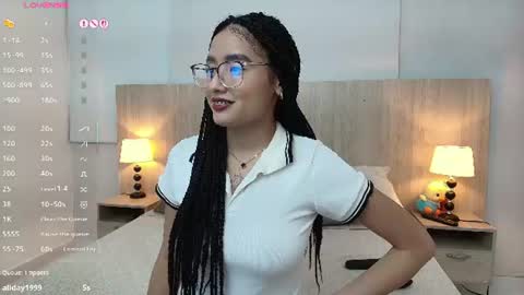 Snapshot of gabriela_vargas chatting on 06/23/26, 02:31 Gabriela Vargas online show from 06/23/26, 02:31