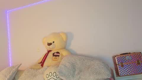 Snapshot of gabrielablake chatting on 02/03/26, 02:53 online show from 02/03/26, 02:53