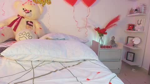 Snapshot of gabrielablake chatting on 02/15/26, 07:51 online show from 02/15/26, 07:51