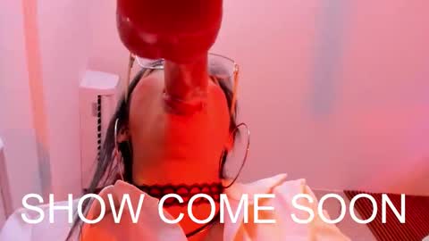 Gabriela Kassi online show from 11/29/25, 11:02