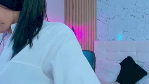 Gabriela Evans MS online show from 01/18/25, 02:03