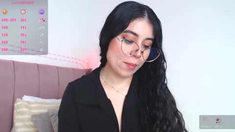 GabrielaRossa online show from 11/17/25, 01:50