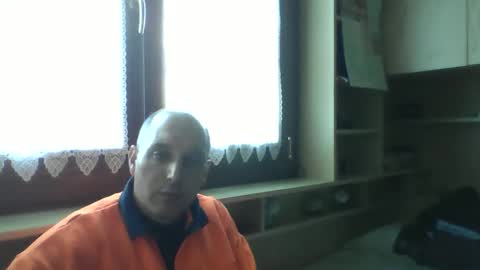 Snapshot of gabrielegr22 chatting on 10/26/25, 12:55 Gabriele online show from 10/26/25, 12:55