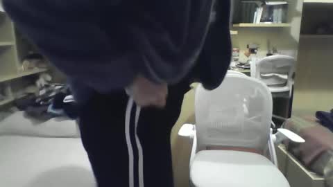 Snapshot of gabrielegr22 chatting on 12/14/25, 03:39 Gabriele online show from 12/14/25, 03:39