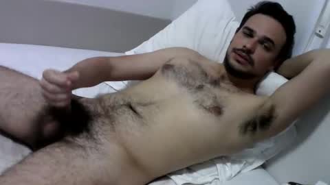 Snapshot of gabrielfuc chatting on 09/18/25, 09:28 Gabriel online show from 09/18/25, 09:28