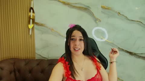 Snapshot of gabriella_storm_tf chatting on 11/24/25, 01:00 Gabriella online show from 11/24/25, 01:00