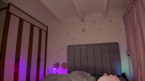 Snapshot of gabrielladurandd chatting on 12/15/25, 11:20 Gaby online show from 12/15/25, 11:20