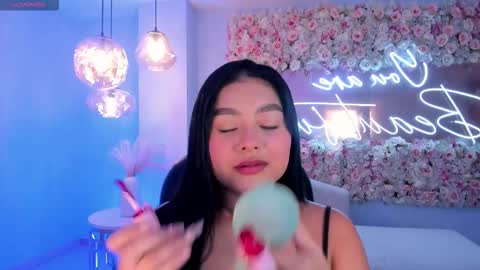 Gabriella Lee online show from 11/20/25, 02:34