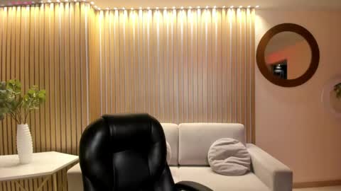 Gabriella Lee online show from 05/22/26, 03:02
