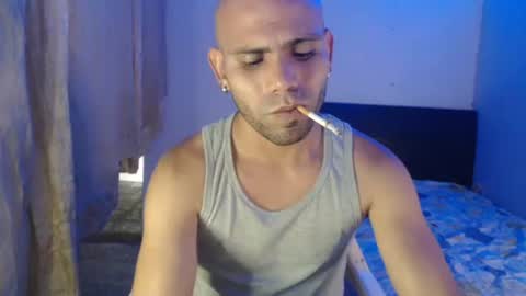 Snapshot of gabrielle_ramirez chatting on 01/15/25, 09:09 Gabriel online show from 01/15/25, 09:09