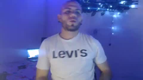 Snapshot of gabrielle_ramirez chatting on 10/08/25, 12:52 Gabriel online show from 10/08/25, 12:52