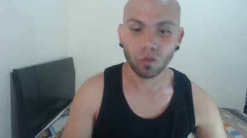 Snapshot of gabrielle_ramirez chatting on 05/08/26, 10:04 Gabriel online show from 05/08/26, 10:04