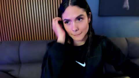 Snapshot of gaby__ferrer_ chatting on 11/16/25, 05:29 GABY online show from 11/16/25, 05:29