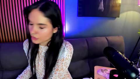 Snapshot of gaby__ferrer_ chatting on 11/26/25, 04:08 GABY online show from 11/26/25, 04:08