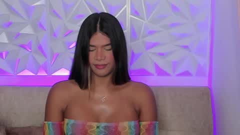 Gabriela  online show from 10/23/25, 09:24