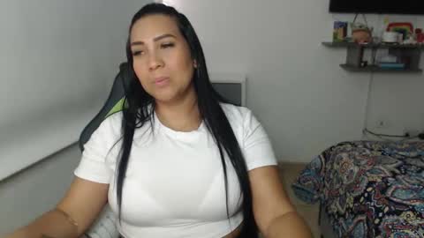 Snapshot of gaby_bluexx chatting on 02/11/25, 02:46 Gaby Blue online show from 02/11/25, 02:46