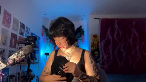 IG  gaby doll woo online show from 12/31/24, 09:31