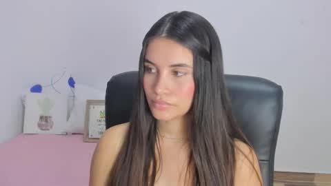 Gabriela online show from 11/07/25, 08:53