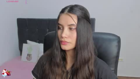 Gabriela online show from 11/23/25, 10:31