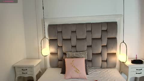 GABRIELA  online show from 12/03/25, 11:30