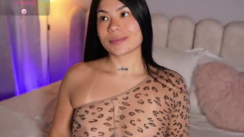 Snapshot of gaby_star69 chatting on 03/08/25, 04:06 Aleja online show from 03/08/25, 04:06