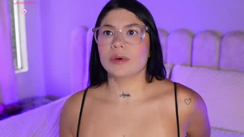 Aleja  online show from 03/13/26, 12:23