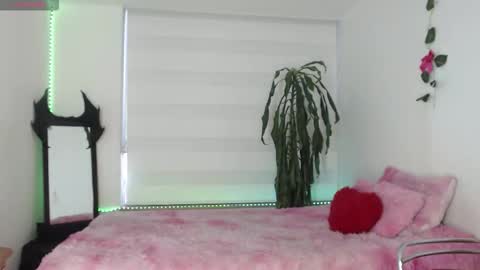 Gaby online show from 10/30/25, 10:10