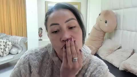 gabriela online show from 02/17/26, 03:19