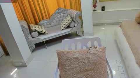 gabriela online show from 04/07/26, 03:12