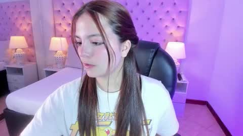 Snapshot of gabyqueens chatting on 01/08/26, 01:57 Gaby online show from 01/08/26, 01:57