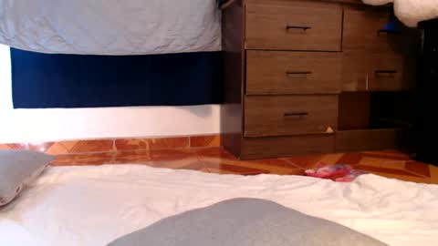 gabysot online show from 01/12/25, 05:01