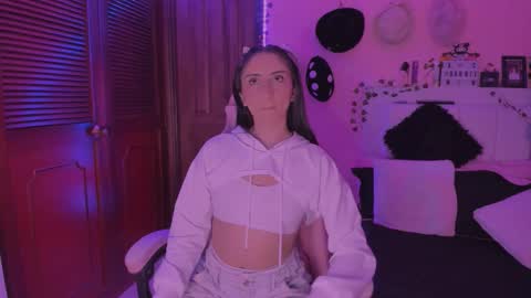 gabyye capprins online show from 10/03/25, 12:51