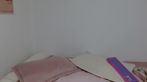 Snapshot of gabyyxoxo chatting on 01/09/25, 05:44 gabyyxoxo online show from 01/09/25, 05:44