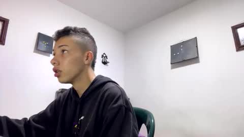 gadiel_sex online show from 04/28/26, 10:15