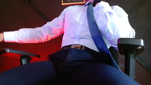 Snapshot of gael_williams3 chatting on 03/12/25, 12:31 gael_williams3 online show from 03/12/25, 12:31