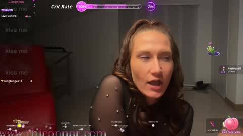 Snapshot of gagngush chatting on 10/30/25, 12:45 Rhi Connor online show from 10/30/25, 12:45