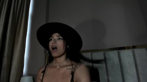 GahiaBelucci online show from 04/09/26, 06:13