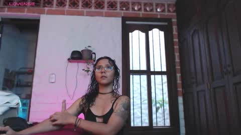 Lenna 3 online show from 03/25/26, 07:09