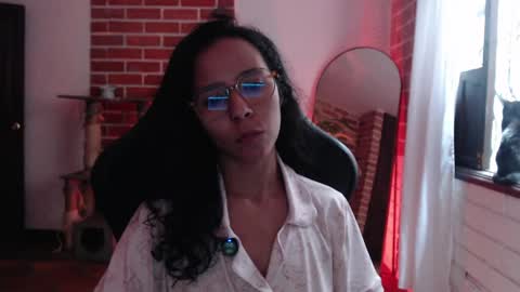 Snapshot of gaia_333 chatting on 05/03/26, 04:24 Lenna 3 online show from 05/03/26, 04:24
