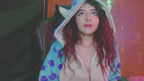 Kate 3 online show from 01/02/25, 07:07