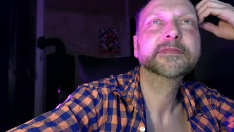 galadriel869 online show from 04/10/26, 10:36