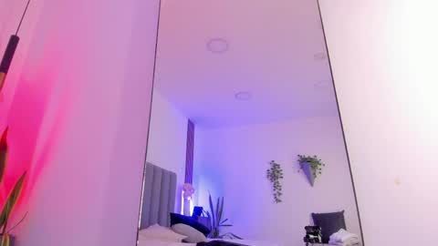 Snapshot of gallilea_marquez_ chatting on 04/12/26, 11:37 Galilea online show from 04/12/26, 11:37