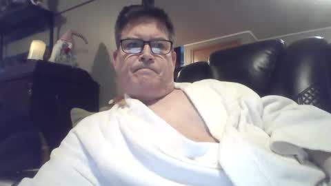 Snapshot of gameon1969 chatting on 12/22/24, 01:33 gameon1969 online show from 12/22/24, 01:33