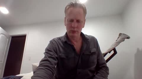 gamerboy200 online show from 11/04/25, 01:27