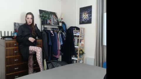 HOT  online show from 05/09/26, 10:20