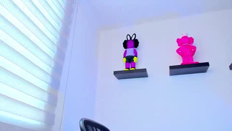 Snapshot of gangster_girl chatting on 12/16/24, 04:49 GANG online show from 12/16/24, 04:49