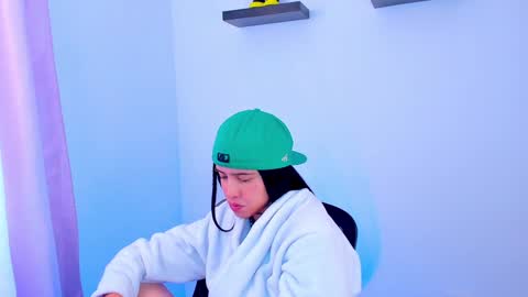 Snapshot of gangster_girl chatting on 01/10/25, 05:13 GANG online show from 01/10/25, 05:13